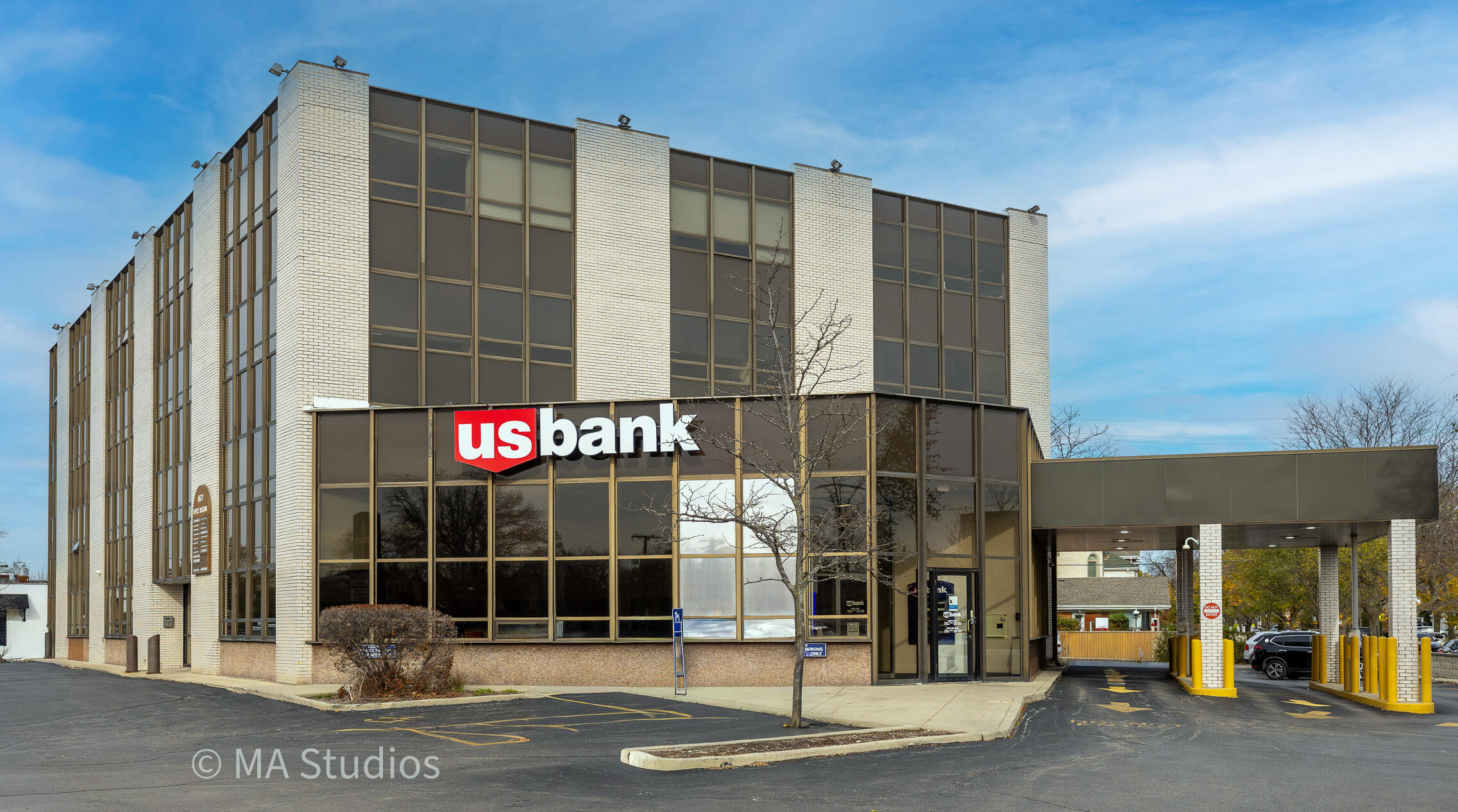 Banking / Financial Property
